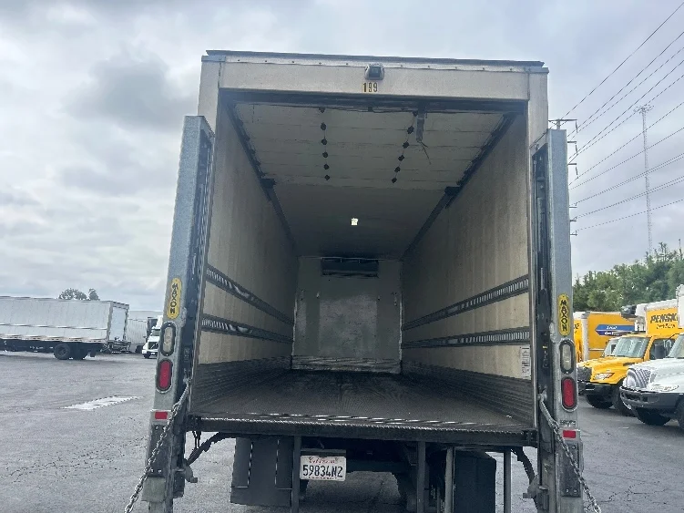 2019 Hino 338 in Torrance, CA — photo 8