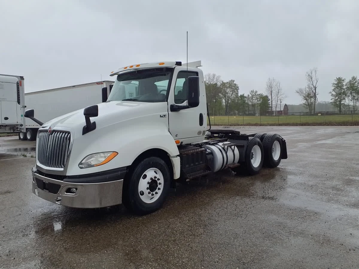 2018 International LT in Wayland, MI