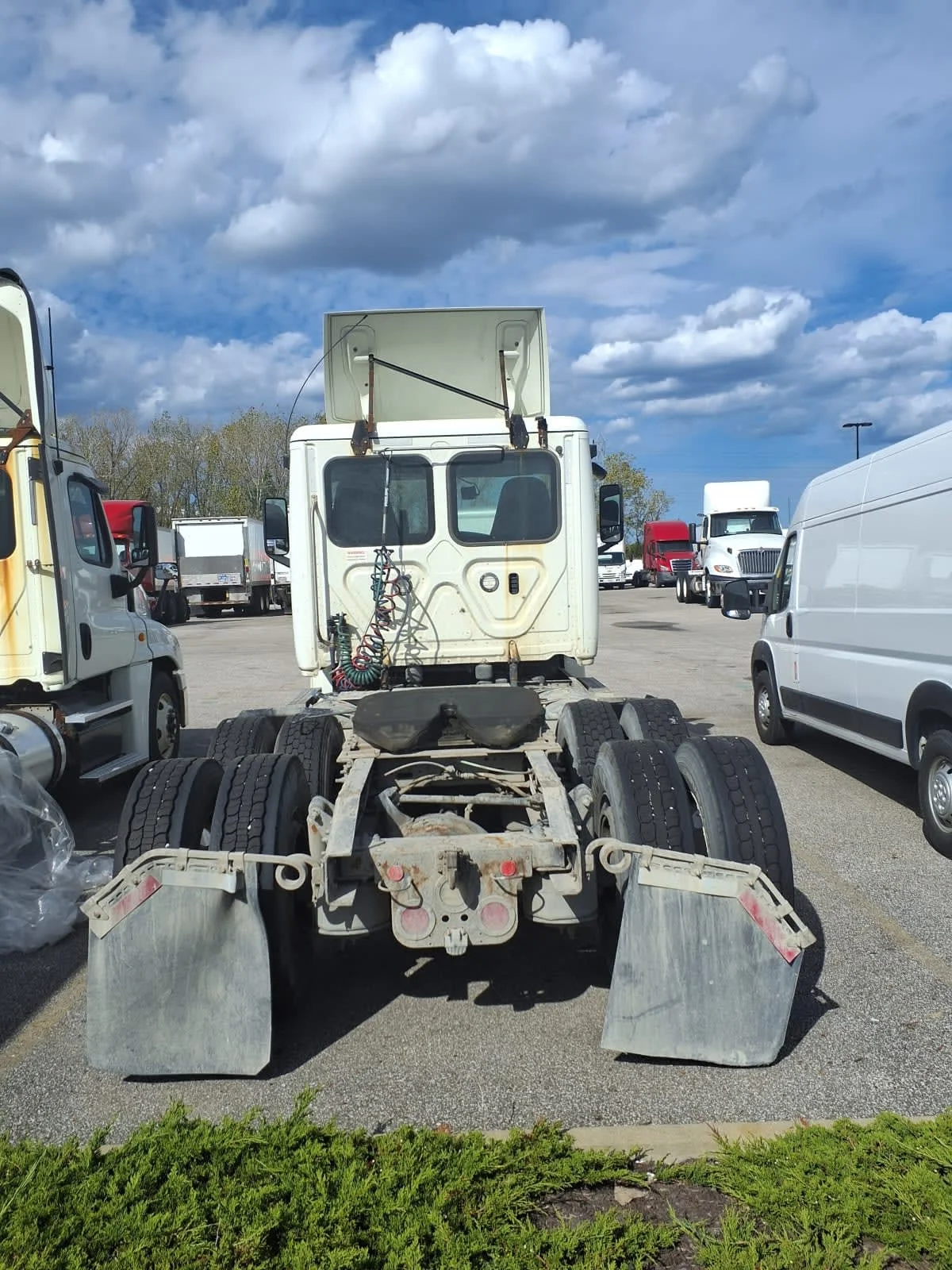 2019 Freightliner Cascadia in Cleveland, OH — photo 5