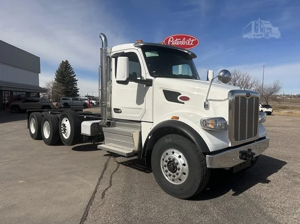 2025 Peterbilt 567 - image 2