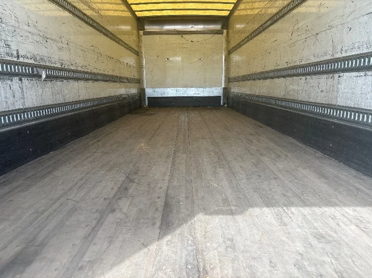 2021 Freightliner eM2 in Hammond, LA — photo 10