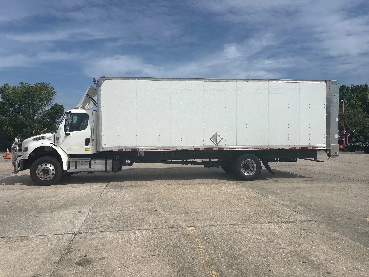 2021 Freightliner eM2 in Hammond, LA — photo 4
