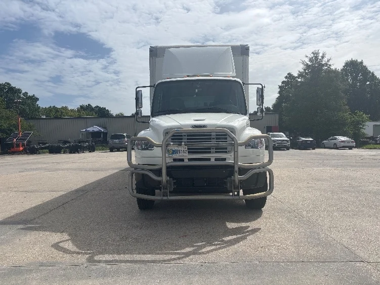2021 Freightliner eM2 in Hammond, LA — photo 2