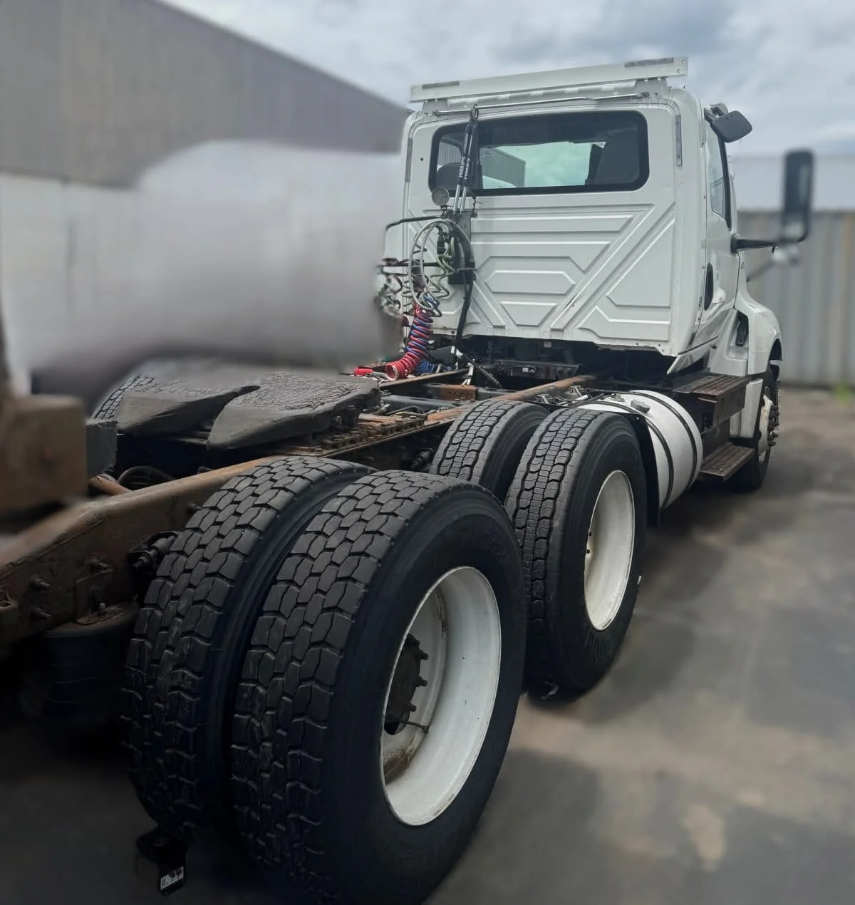 2018 International LT in Springfield, MA — photo 4