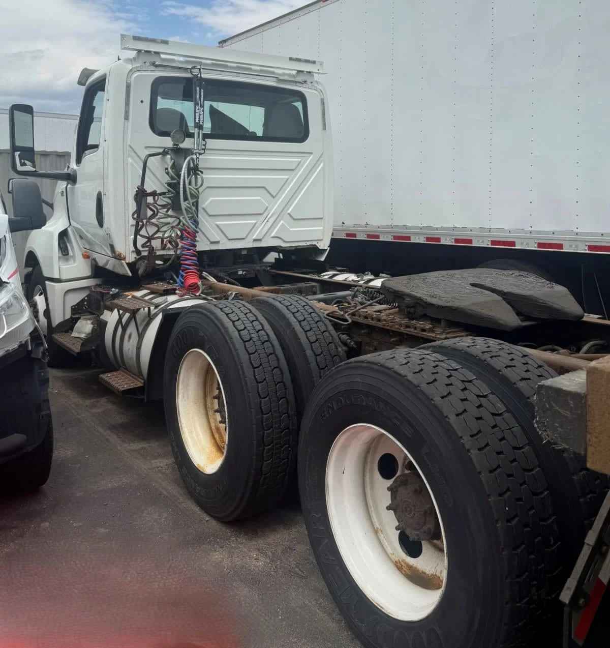 2018 International LT in Springfield, MA — photo 5