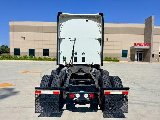 2023 Kenworth T680 in Knoxville, TN — photo 5