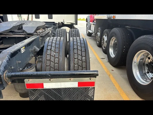 2023 Kenworth T680 in Knoxville, TN — photo 13