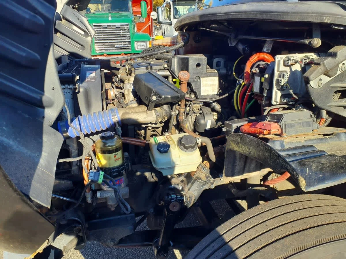 2019 Freightliner M2 106 in Springfield, MA — photo 9