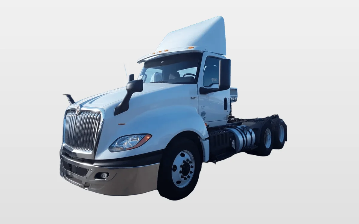 2019 International - image 1