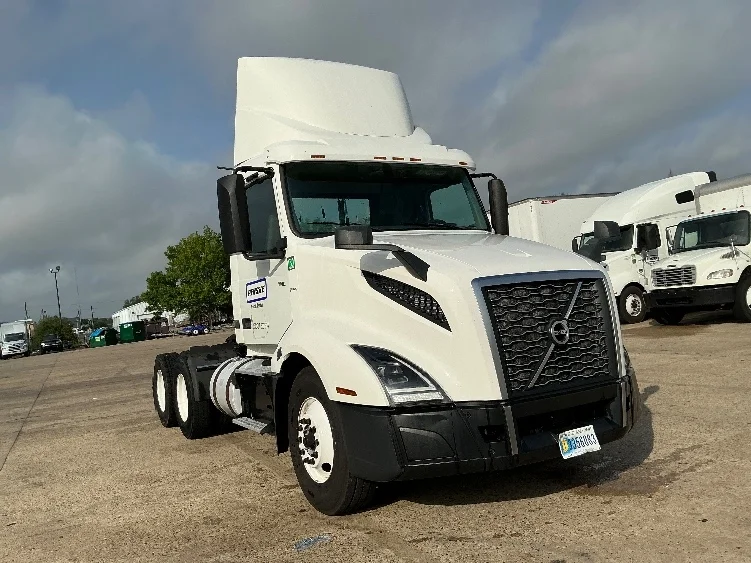 2019 Volvo VNL 300 in Baton Rouge, LA