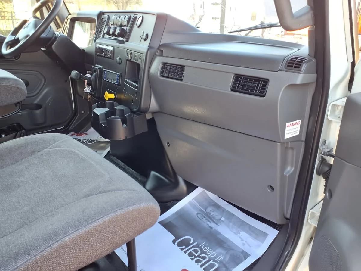 2020 International MV - image 12