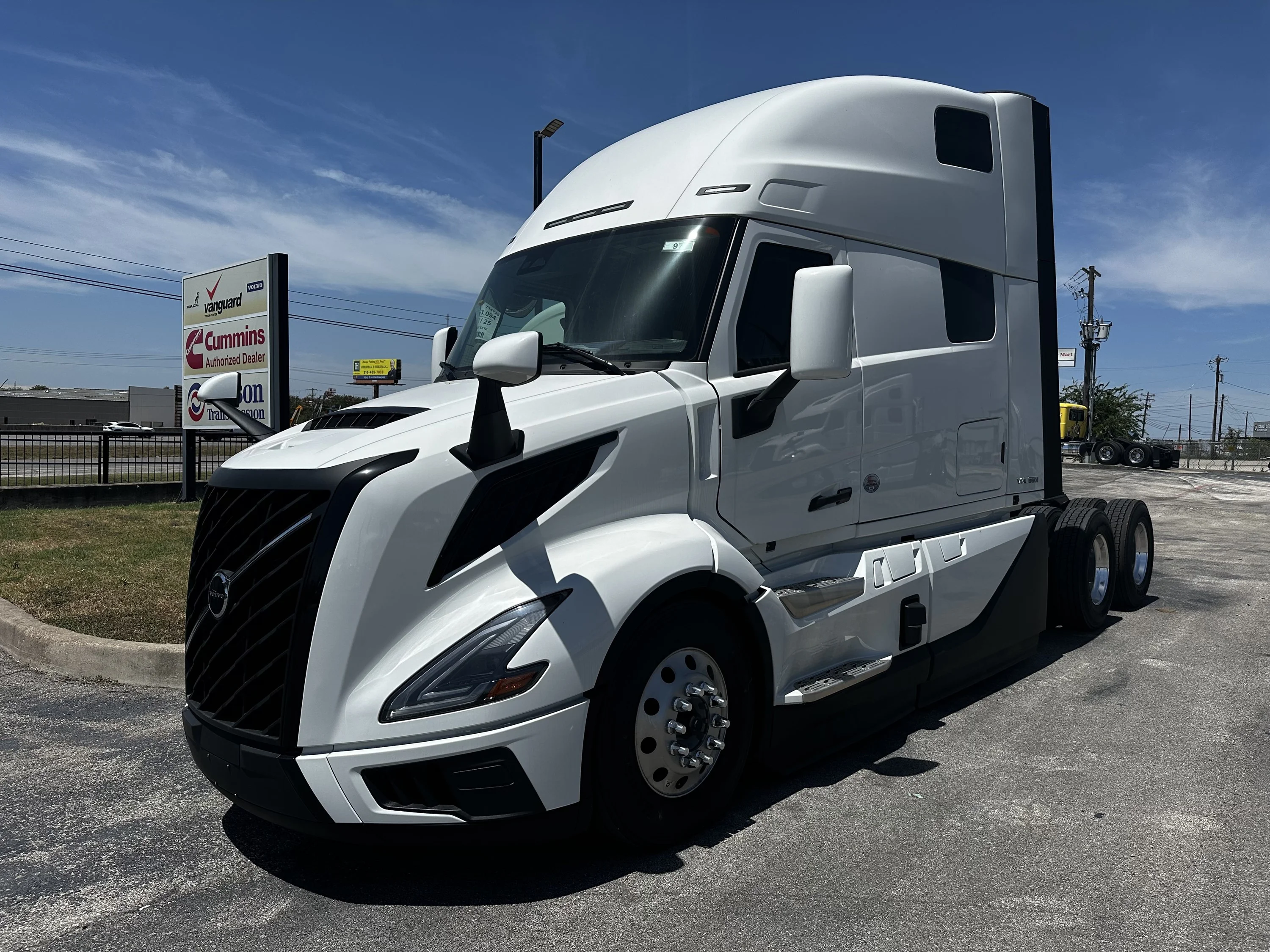 2026 Volvo VNL 860