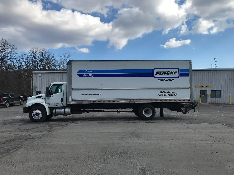 2022 International MV - image 4