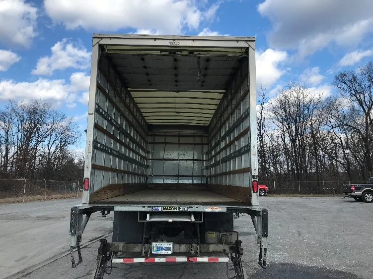 2022 International MV - image 8