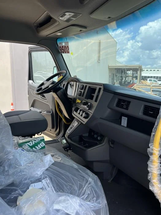 2025 Peterbilt 537 — photo 14