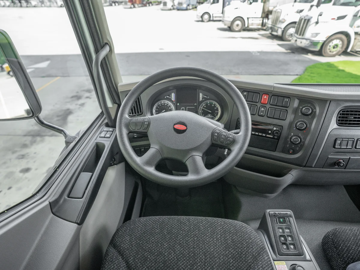 2025 Peterbilt 220EV in Duncan, SC — photo 12