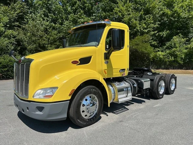 2021 Peterbilt 579 in Charlotte, NC