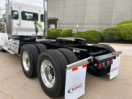 2027 Kenworth W900 in Olathe, KS — photo 17