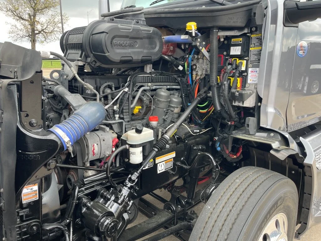 2023 Peterbilt 579 - image 9