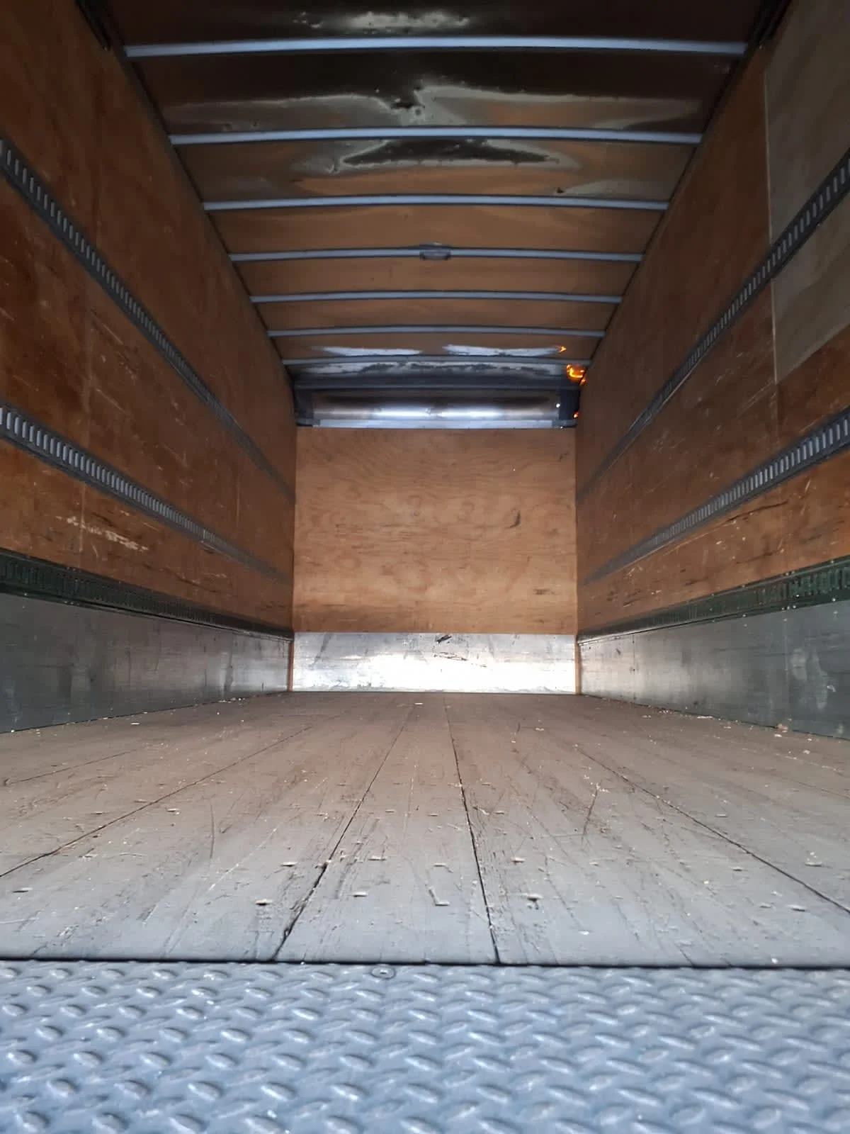 2020 International MV - image 8