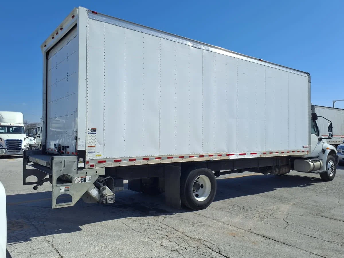 2020 International MV - image 4