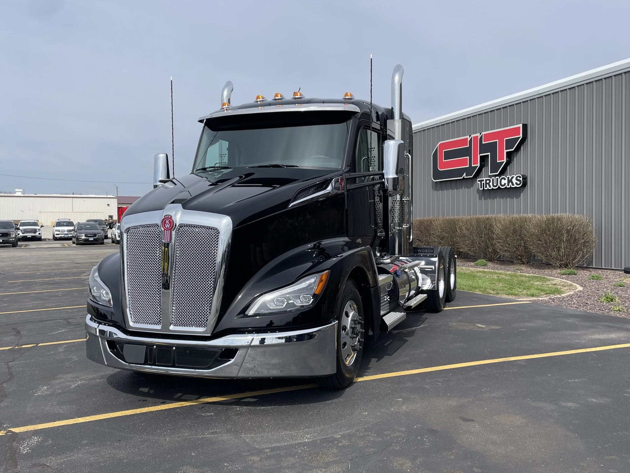 2027 Kenworth T680 in Normal, IL