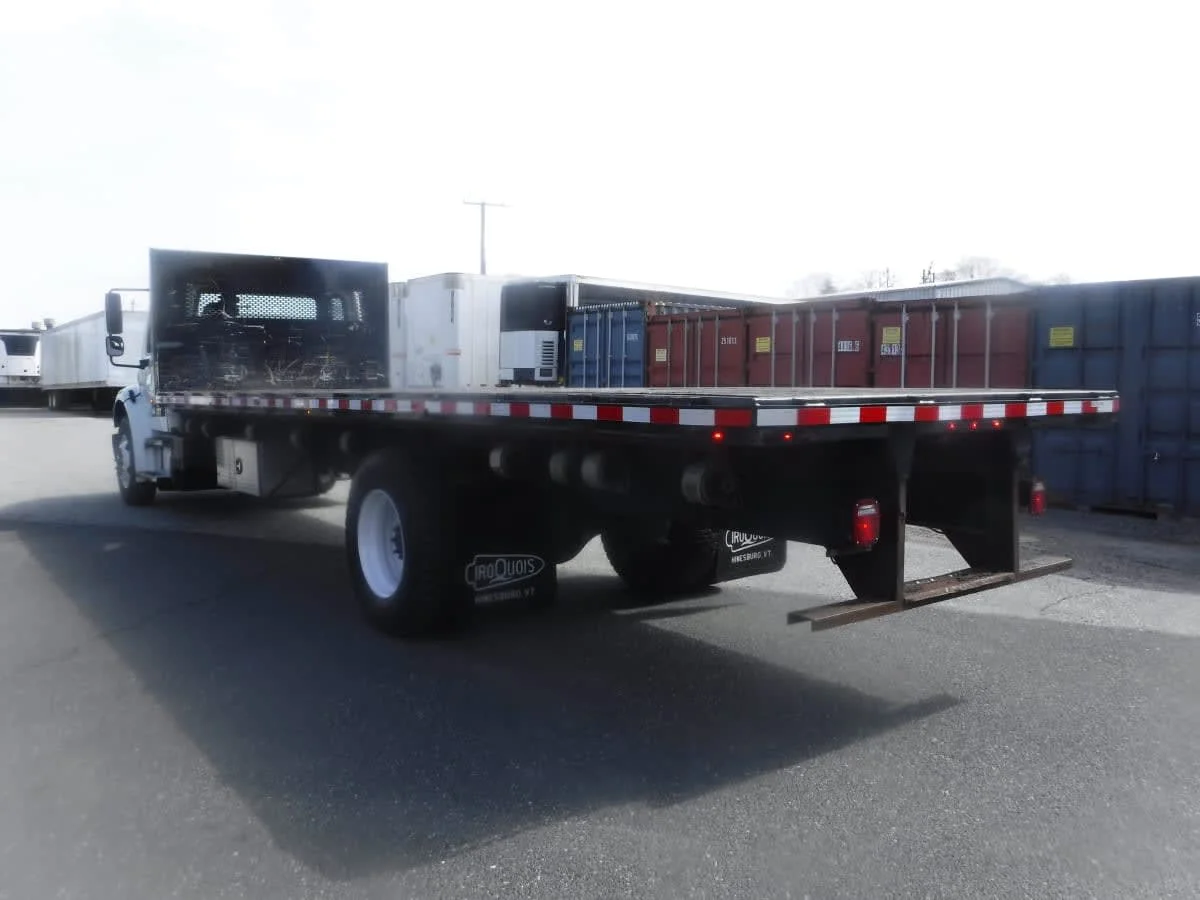 2018 Freightliner M2 106 - image 6