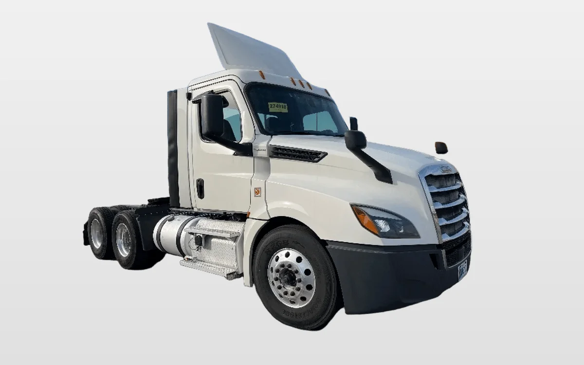 2019 Freightliner - image 1