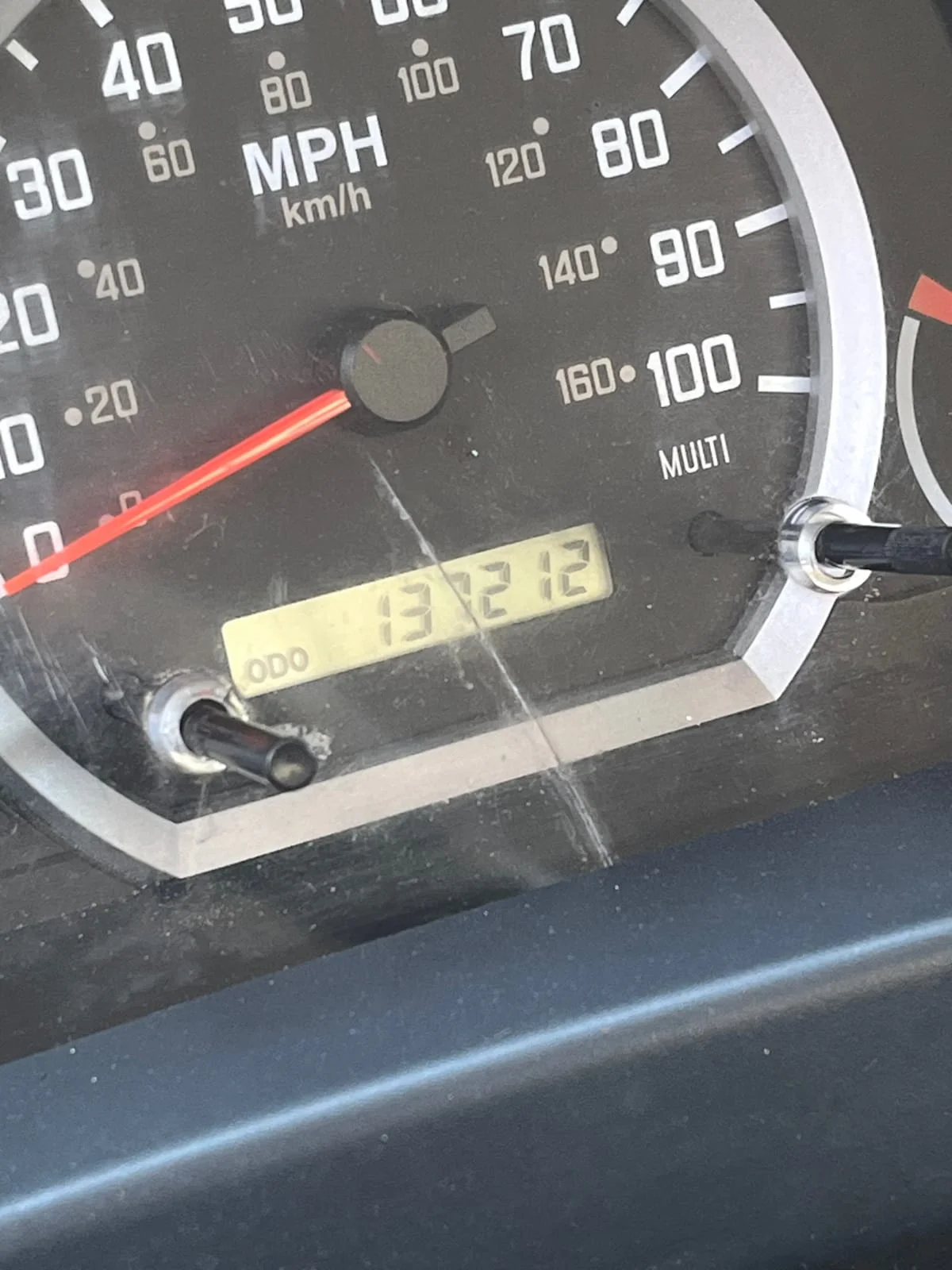 2014 Isuzu NQR - image 9