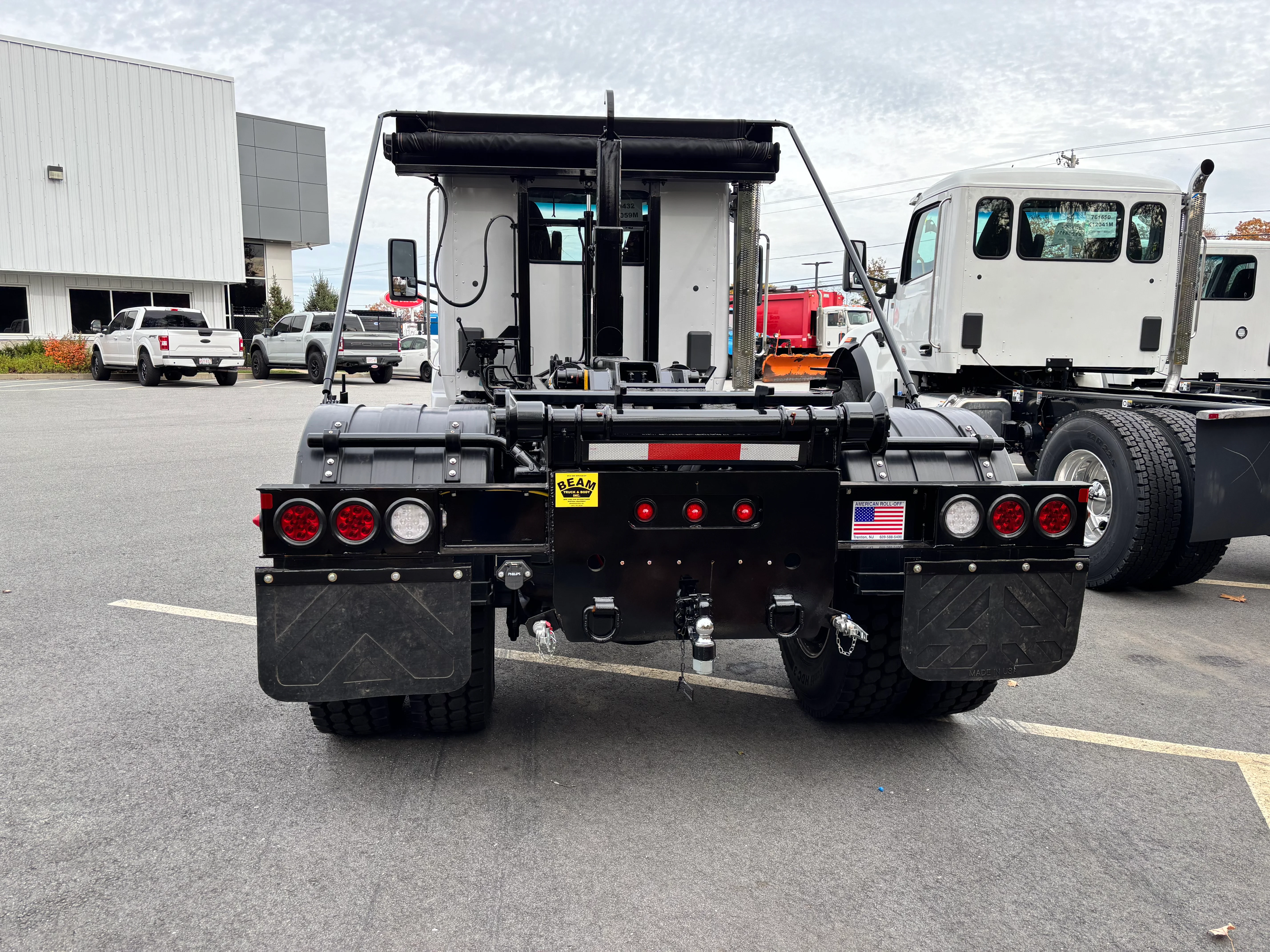 2025 Peterbilt 536 in Plainville, MA — photo 4