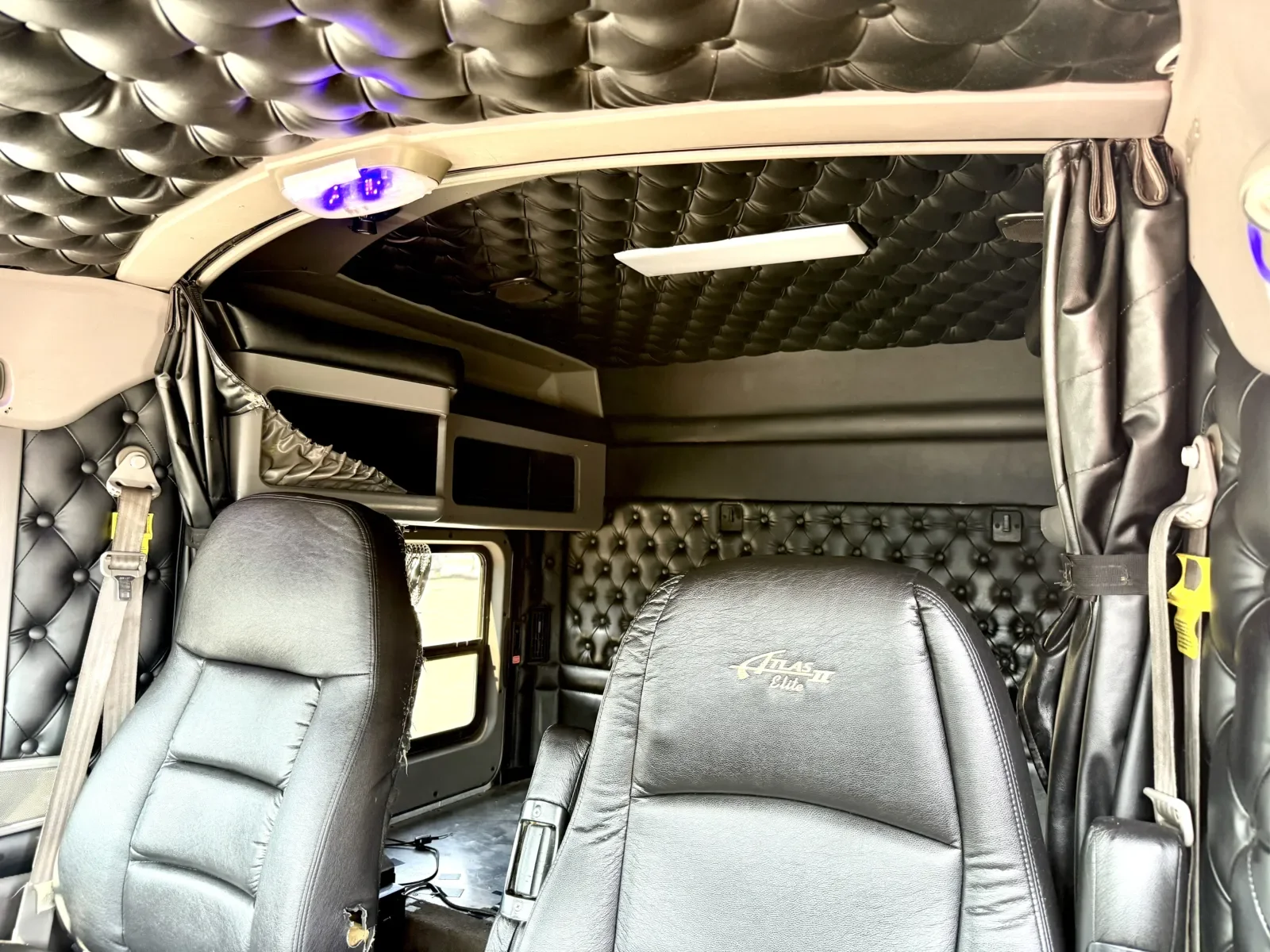 2016 Kenworth W900 in New Lenox, IL — photo 20