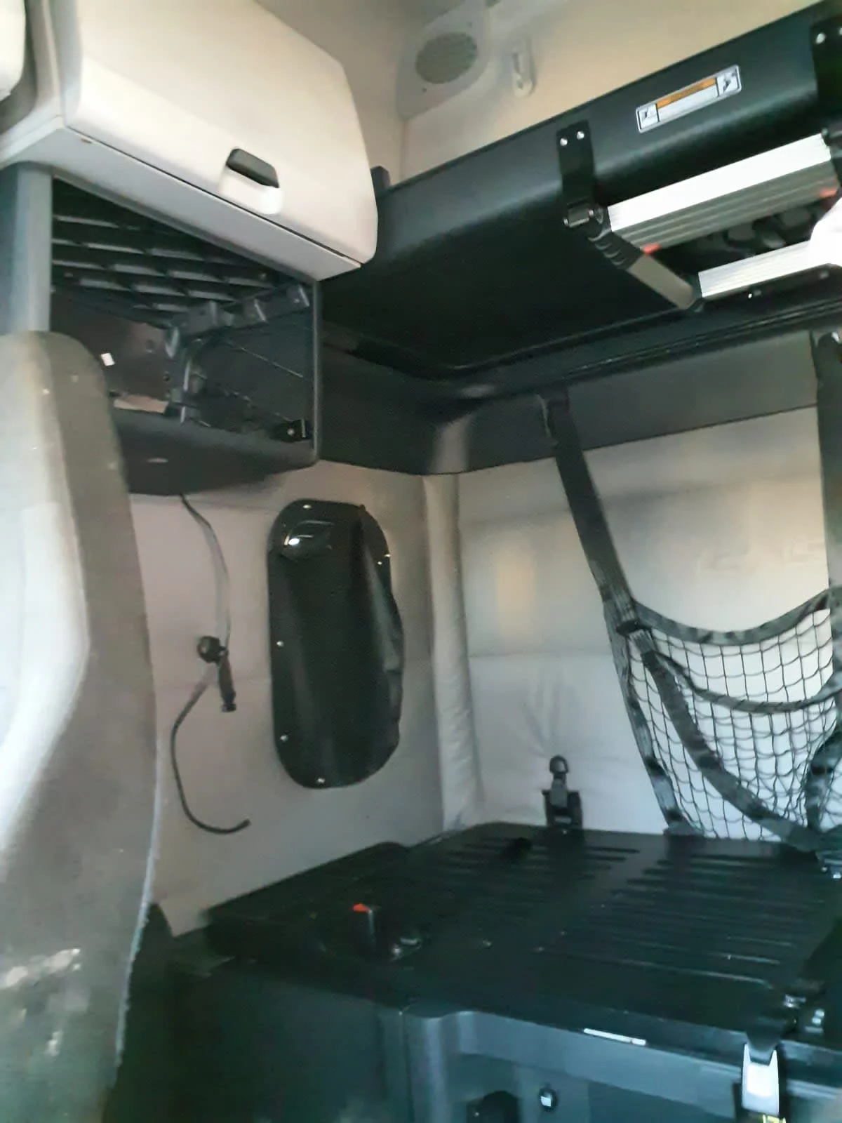 2020 Freightliner Cascadia in Bolingbrook, IL — photo 8