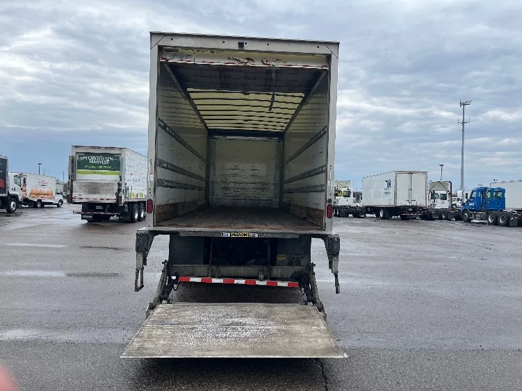 2020 Freightliner M2 106 in Lansing, MI — photo 9