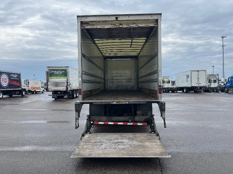 2020 Freightliner M2 106 in Lansing, MI — photo 8