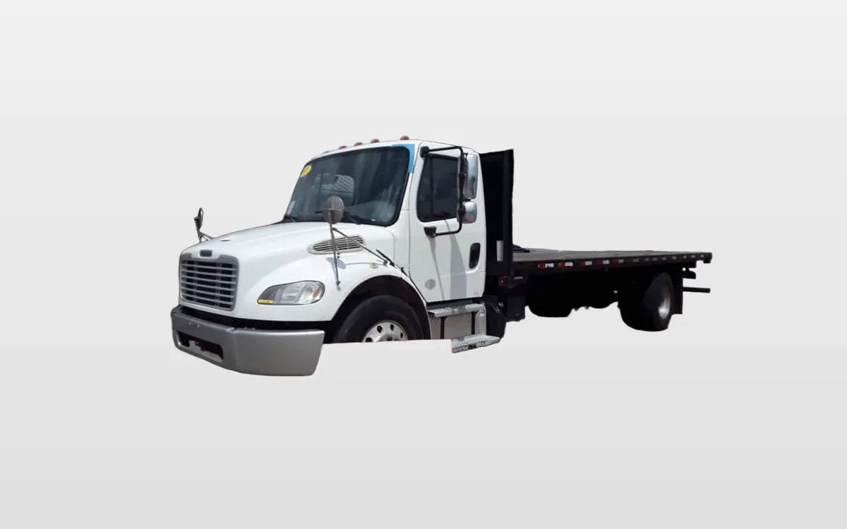 2018 Freightliner M2 106 - image 1