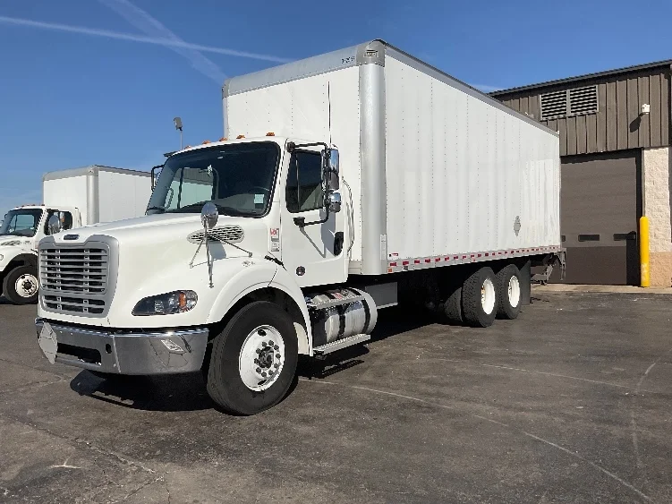 2021 Freightliner M2 112 - image 2