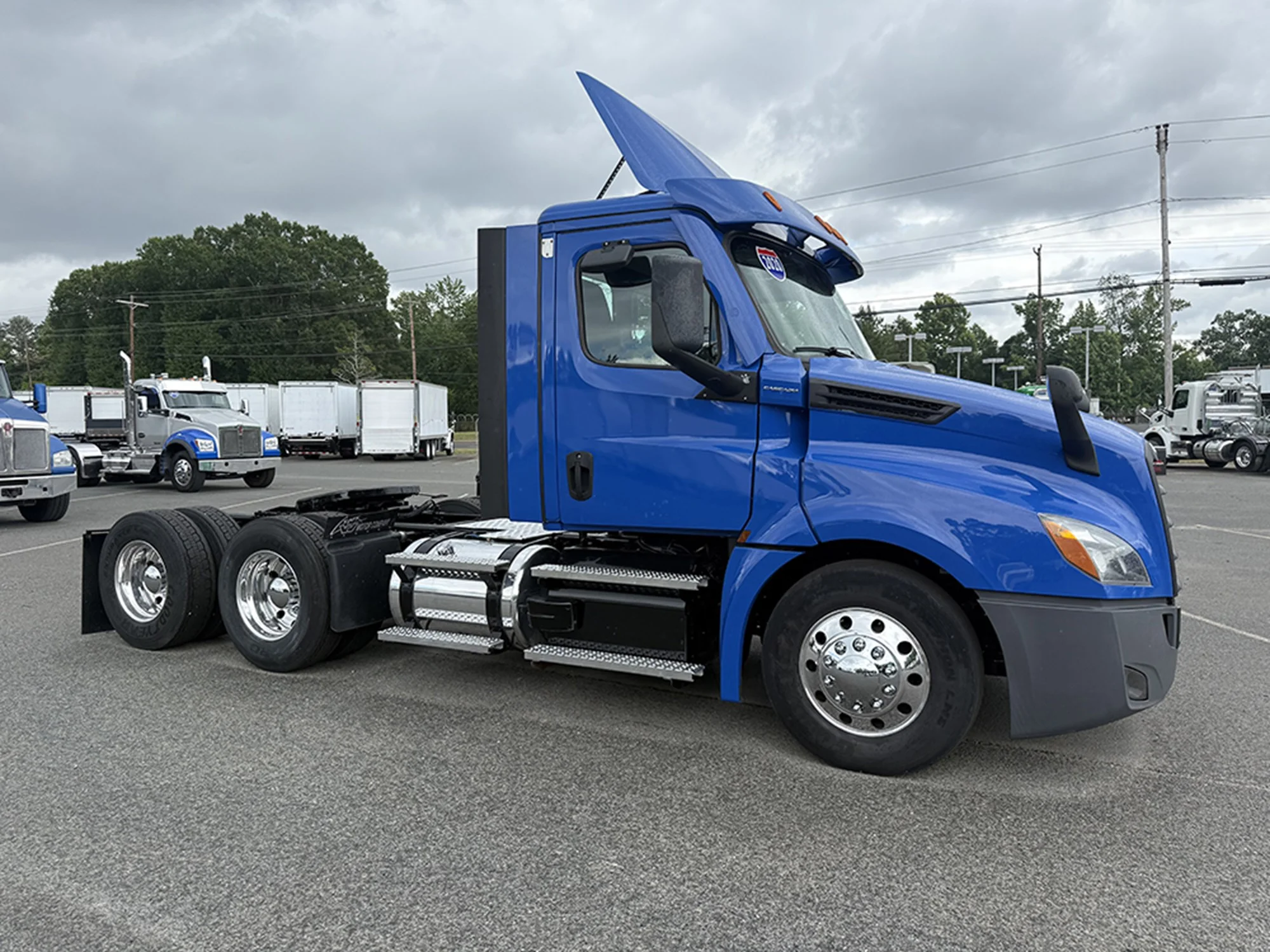 2020 Freightliner Cascadia in Rock Hill, SC — photo 3