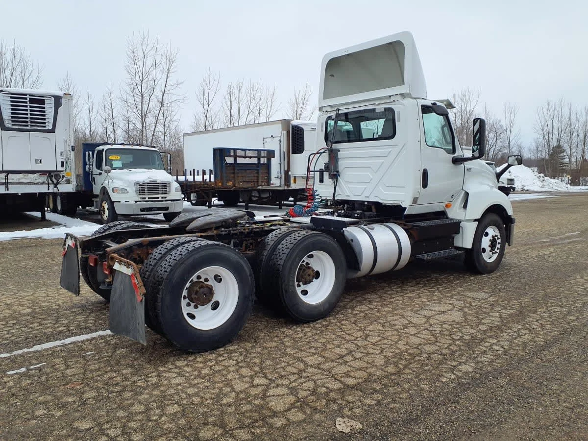 2019 International LT in Wayland, MI — photo 4