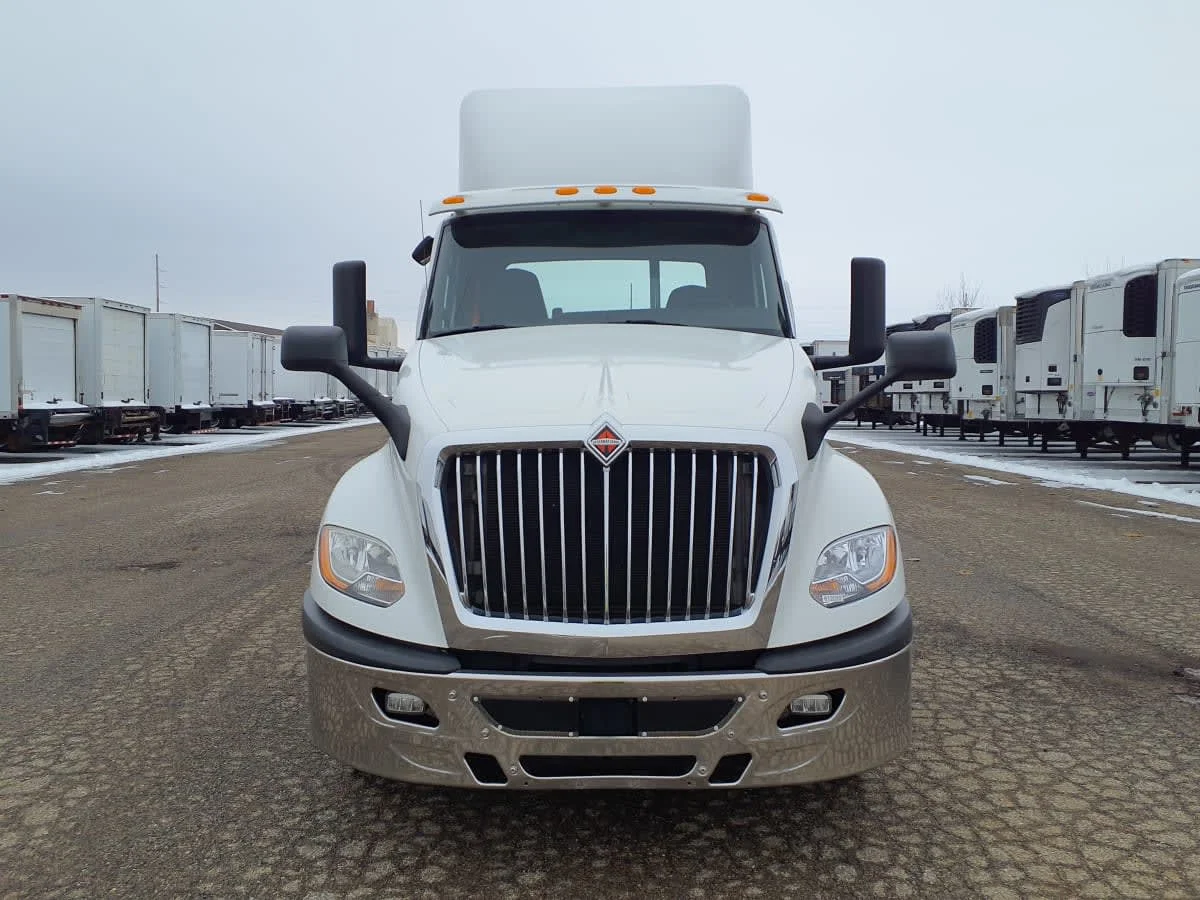 2019 International LT in Wayland, MI — photo 2