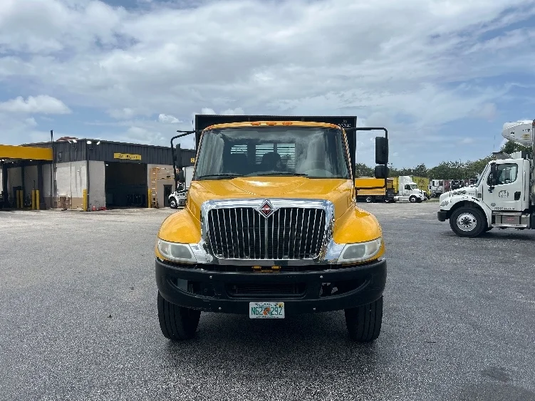 2019 International 4300 - image 2