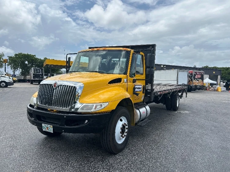 2019 International 4300 - image 3