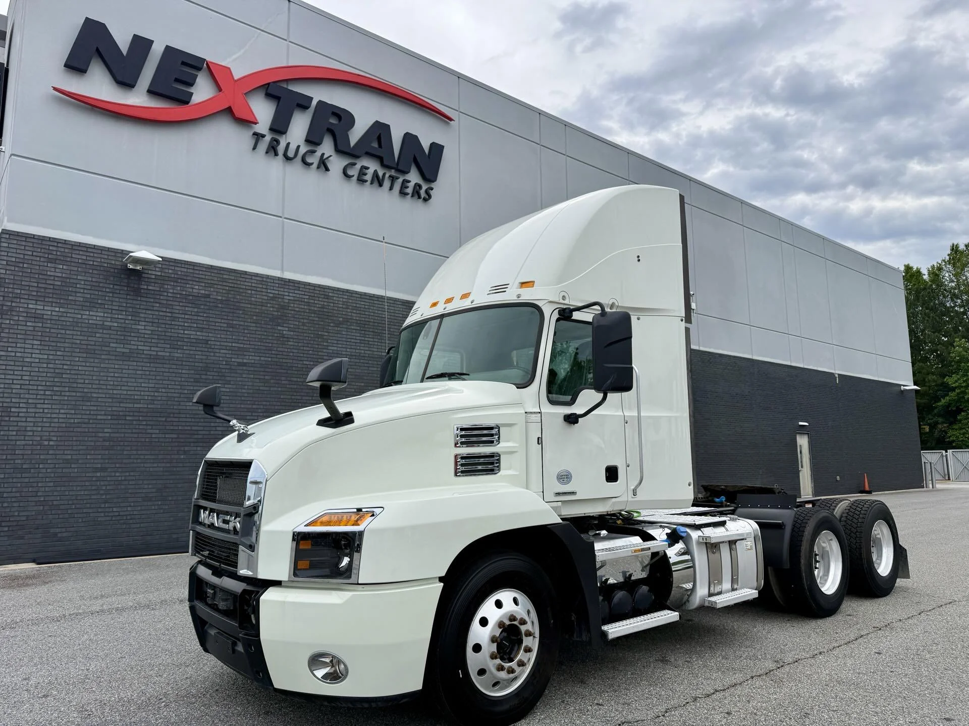 2022 Mack Anthem in Duluth, GA