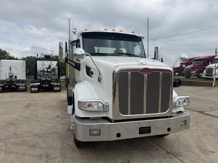 2020 Peterbilt 567 — photo 21