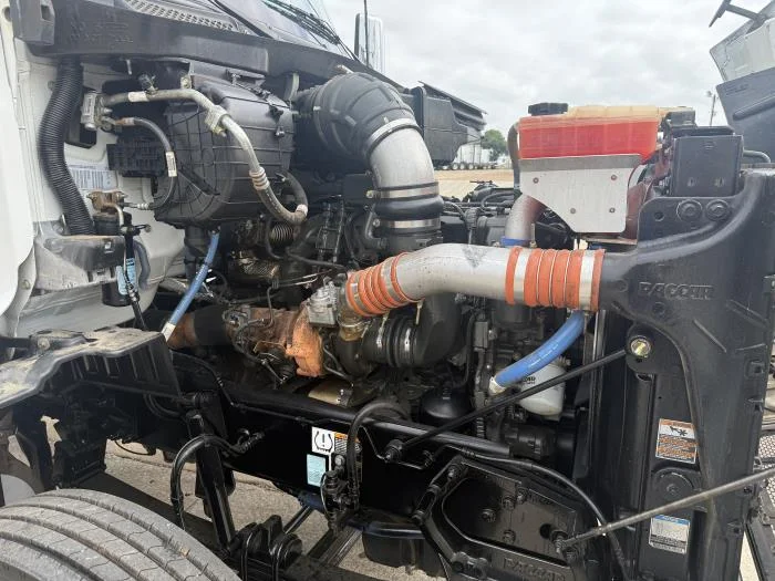 2020 Peterbilt 567 — photo 45