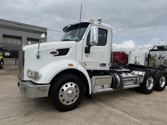2020 Peterbilt 567 — photo 43