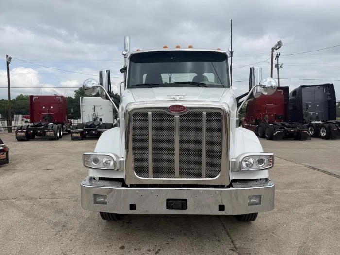 2020 Peterbilt 567 — photo 20