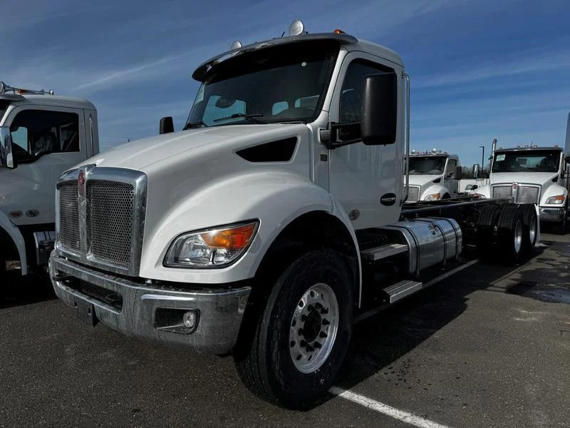 2025 Kenworth T480