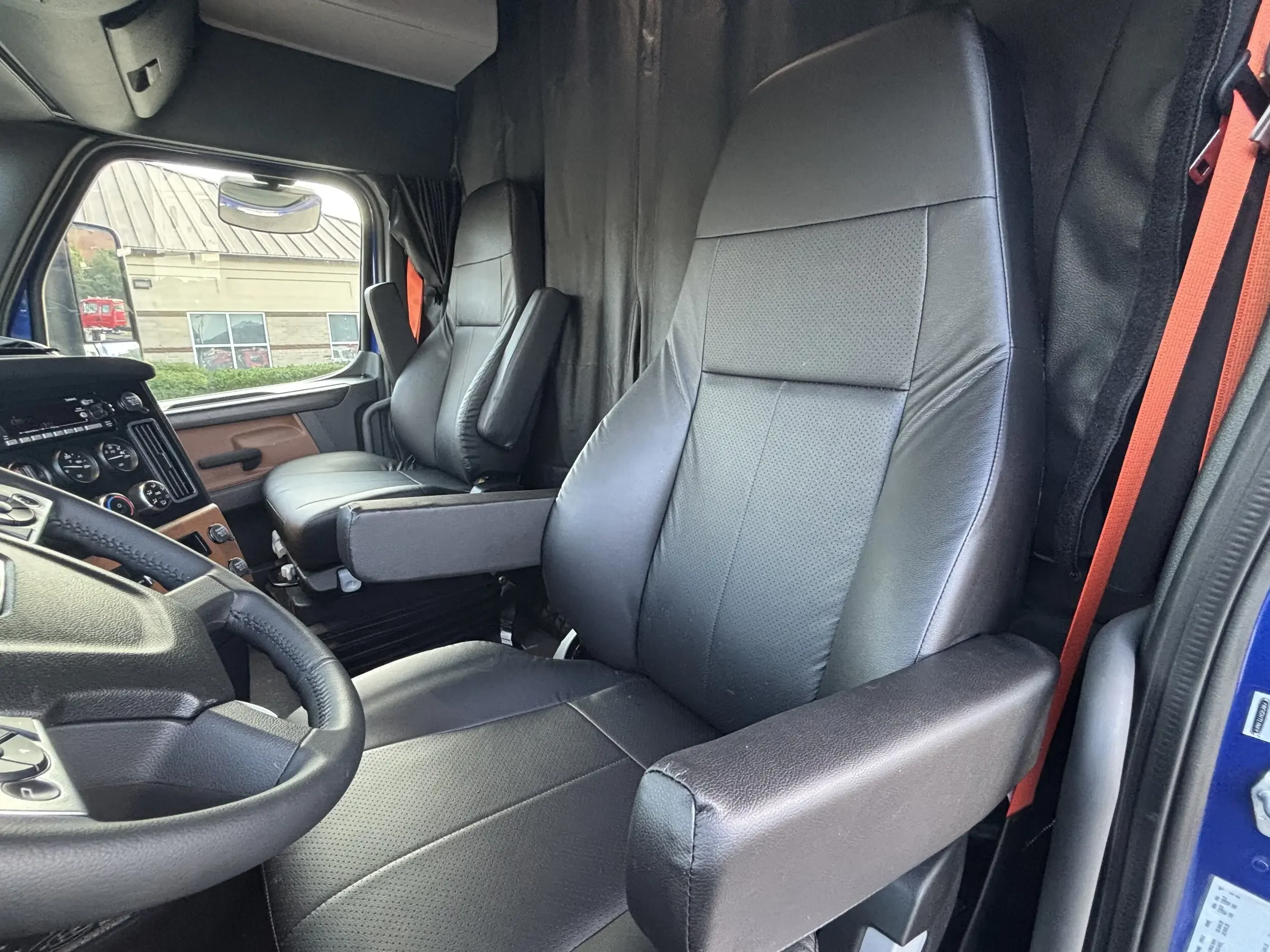 2026 Freightliner Cascadia - image 11