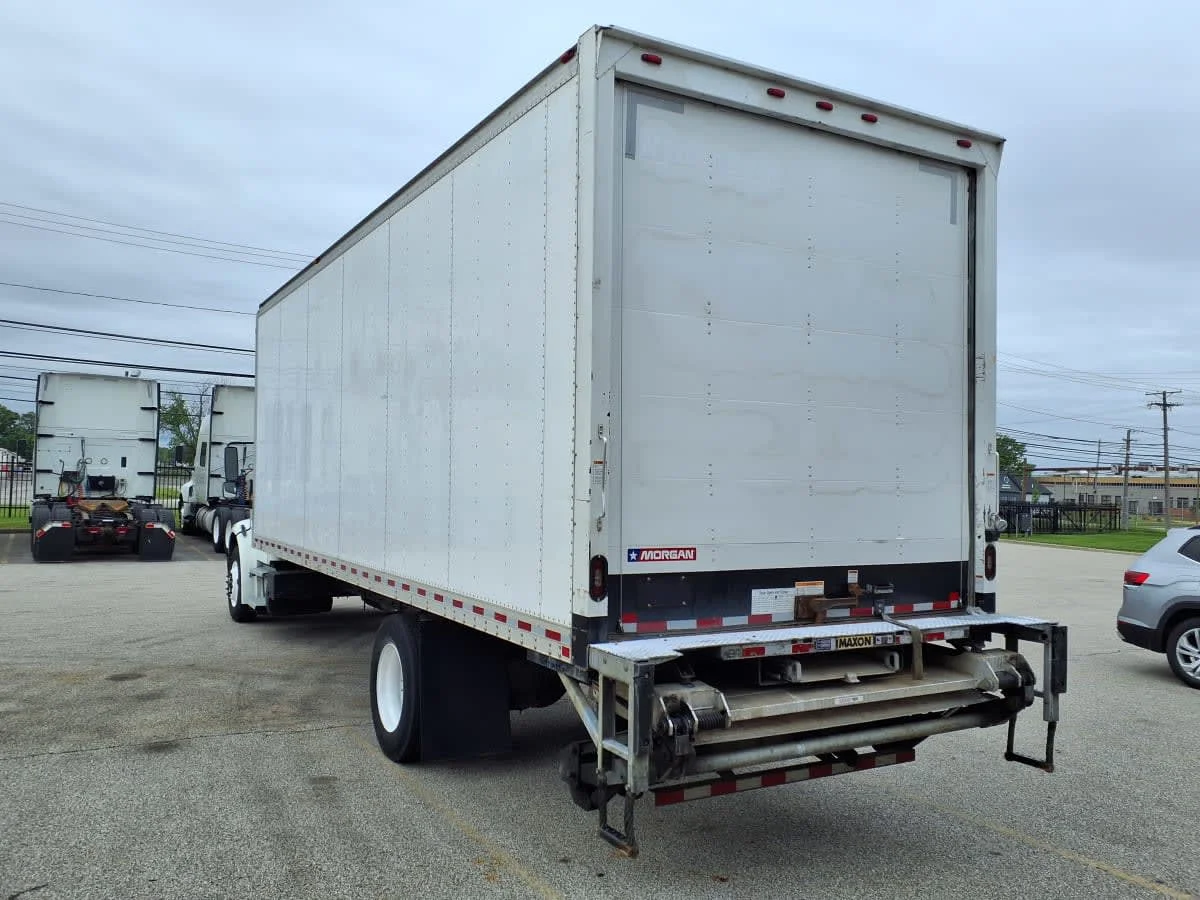 2019 Freightliner M2 106 in Cleveland, OH — photo 6