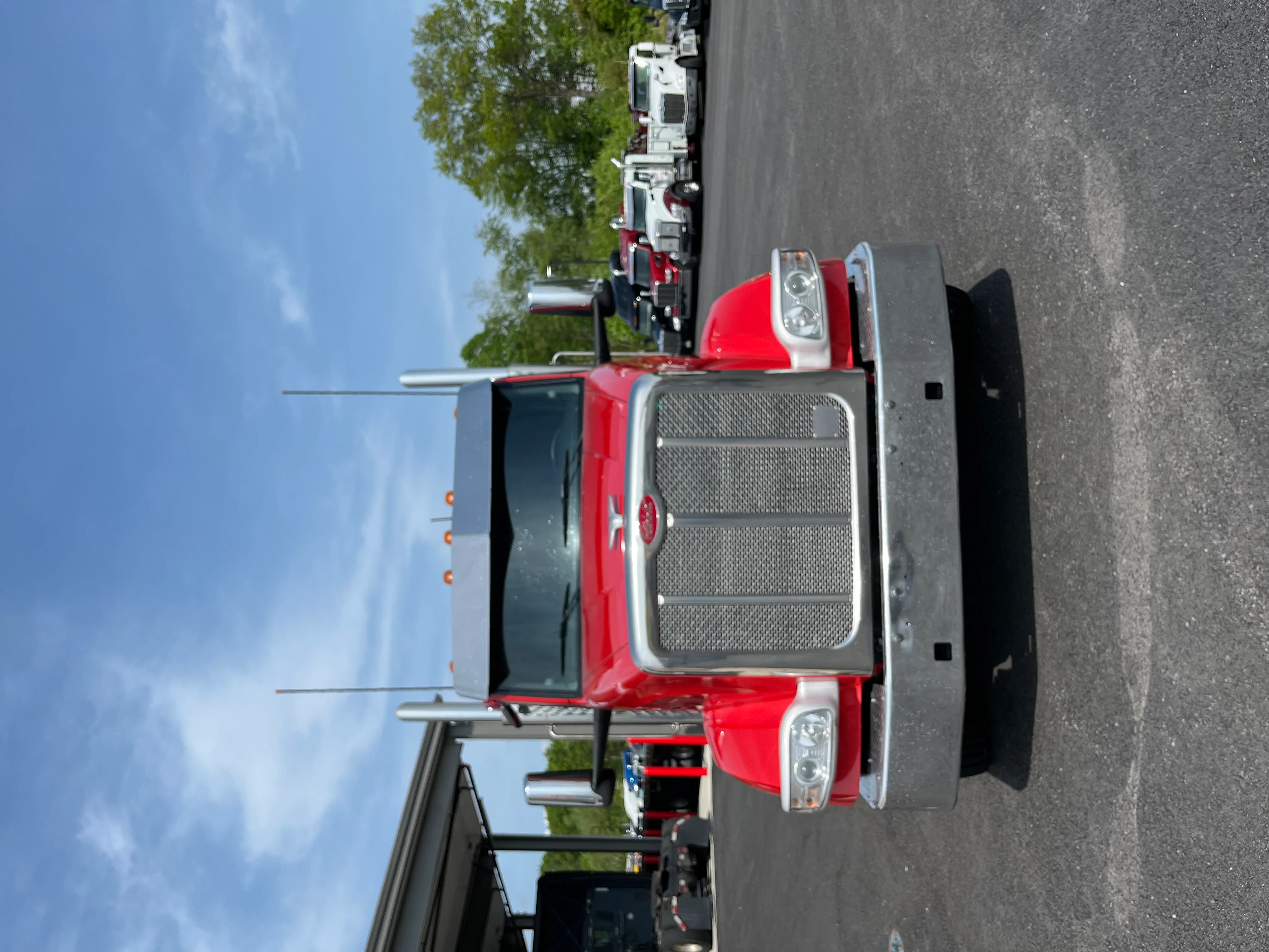 2023 Peterbilt 567 - image 8